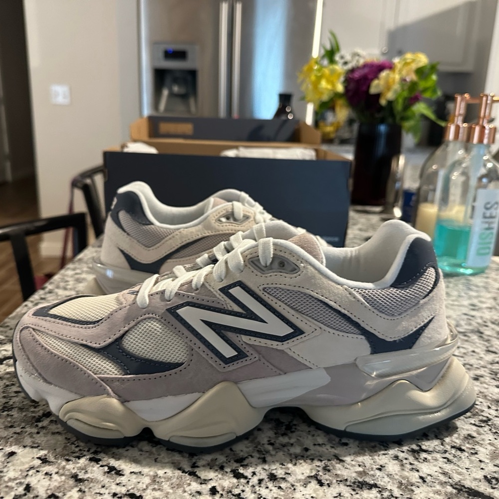 New balance 9060